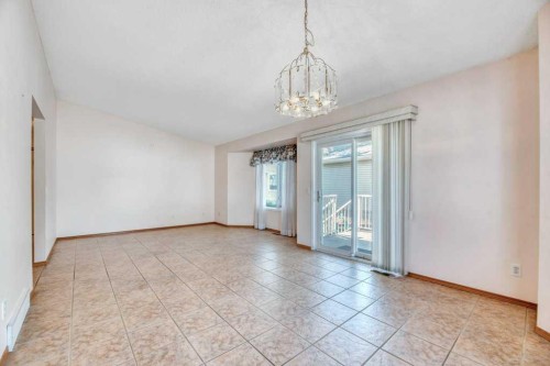 33 Riverview Point Se, Calgary, AB - Indoor Photo Showing Other Room
