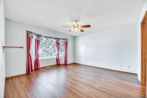 33 Riverview Point Se, Calgary, AB - Indoor Photo Showing Other Room