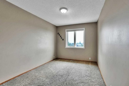 332 Harvest Hills Drive Ne, Calgary, AB - Indoor Photo Showing Other Room