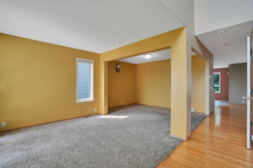 332 Harvest Hills Drive Ne, Calgary, AB - Indoor Photo Showing Other Room