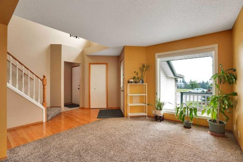 332 Harvest Hills Drive Ne, Calgary, AB - Indoor Photo Showing Other Room