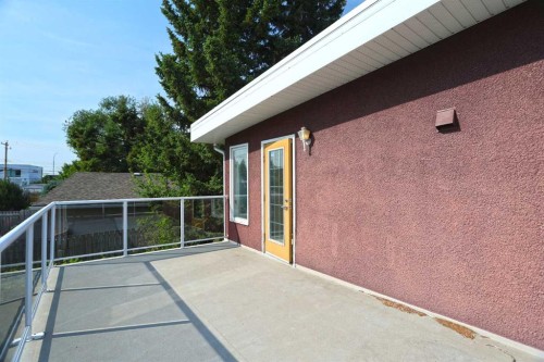 4904 Verulum Place Nw, Calgary, AB - Outdoor With Exterior