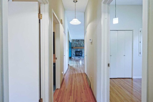 4904 Verulum Place Nw, Calgary, AB - Indoor Photo Showing Other Room