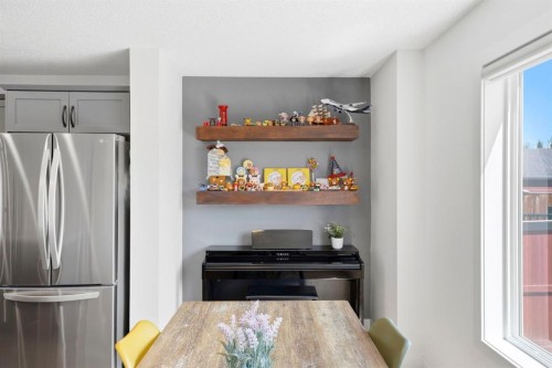 564 Evanston Drive Nw, Calgary, AB - Indoor