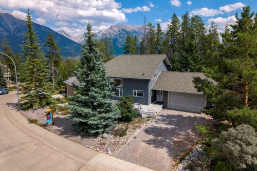 1064 Evergreen Circle, Canmore, AB - Outdoor