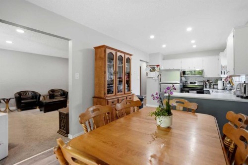 3056 32A Street Se, Calgary, AB - Indoor Photo Showing Dining Room
