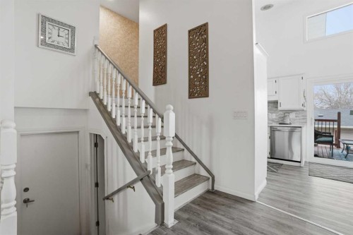 203 Shawglen Road Sw, Calgary, AB - Indoor Photo Showing Other Room