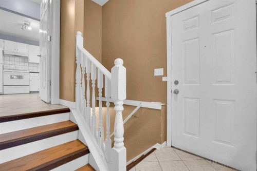 6 Jensen Crescent Ne, Airdrie, AB - Indoor Photo Showing Other Room