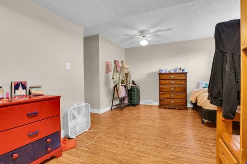 6 Jensen Crescent Ne, Airdrie, AB - Indoor