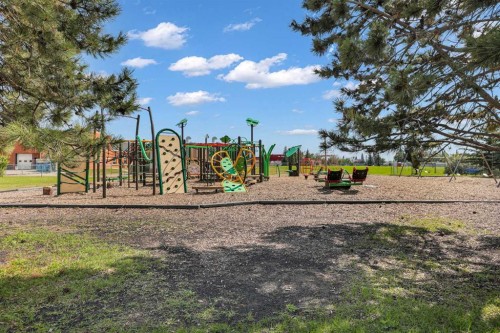 6 Jensen Crescent Ne, Airdrie, AB - Outdoor