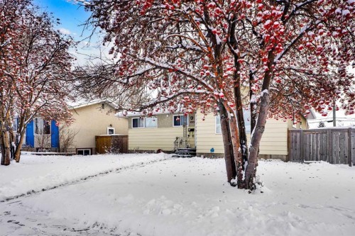 1436 Robson Crescent Se, Calgary, AB - Outdoor