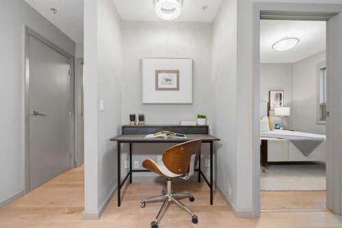 1808-210 15 Avenue Se, Calgary, AB - Indoor Photo Showing Office