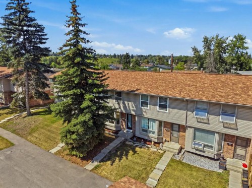 42-123 Queensland Drive Se, Calgary, AB - Outdoor