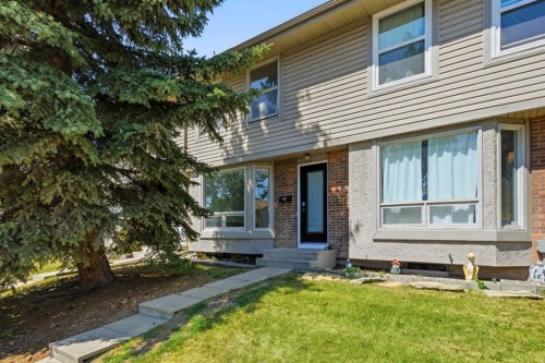 42-123 Queensland Drive Se, Calgary, AB - Outdoor