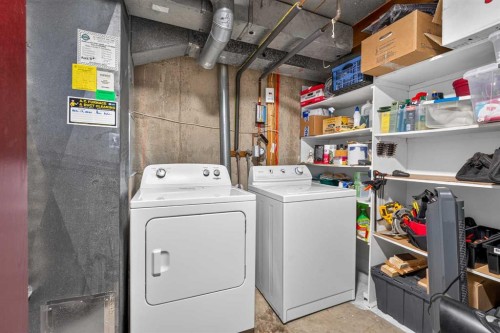 2301 4 Avenue Nw, Calgary, AB - Indoor Photo Showing Laundry Room