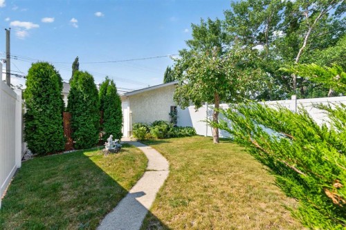 2301 4 Avenue Nw, Calgary, AB - Outdoor