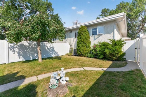 2301 4 Avenue Nw, Calgary, AB - Outdoor