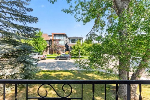 2301 4 Avenue Nw, Calgary, AB - Outdoor