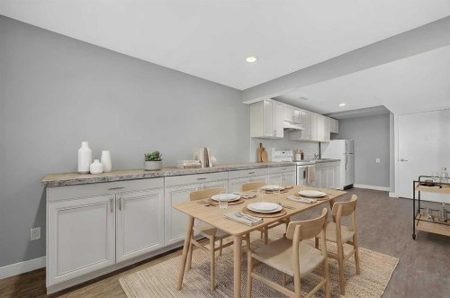 723 55 Avenue Sw, Calgary, AB - Indoor Photo Showing Dining Room