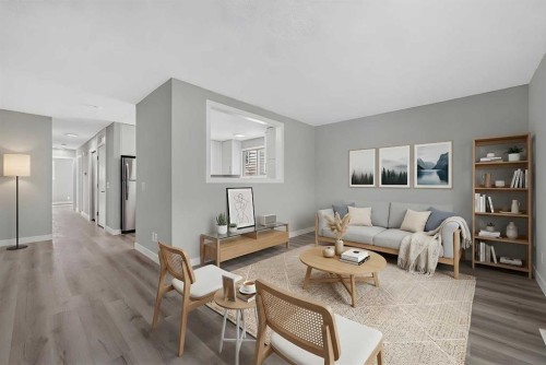 723 55 Avenue Sw, Calgary, AB - Indoor Photo Showing Living Room