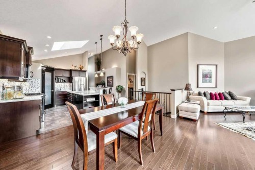 259 Willow Ridge Manor, Diamond Valley, AB - Indoor Photo Showing Dining Room