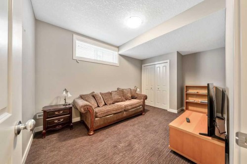 259 Willow Ridge Manor, Diamond Valley, AB - Indoor