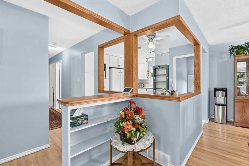 7828 10 Street Nw, Calgary, AB - Indoor Photo Showing Other Room