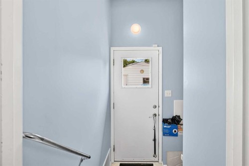 7828 10 Street Nw, Calgary, AB - Indoor Photo Showing Other Room
