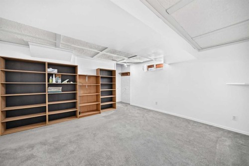 7828 10 Street Nw, Calgary, AB - Indoor