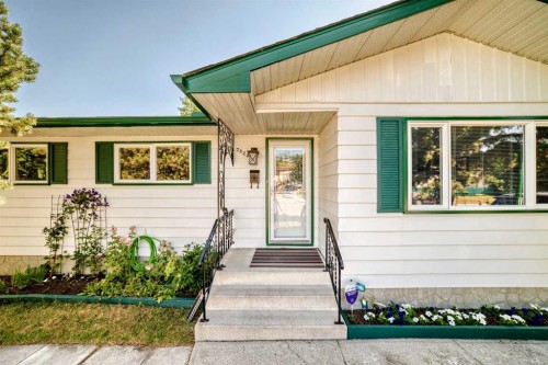 7828 10 Street Nw, Calgary, AB - Outdoor