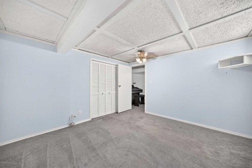 7828 10 Street Nw, Calgary, AB - Indoor Photo Showing Other Room