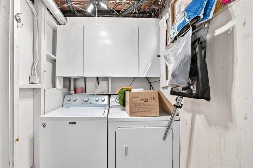 7828 10 Street Nw, Calgary, AB - Indoor Photo Showing Laundry Room