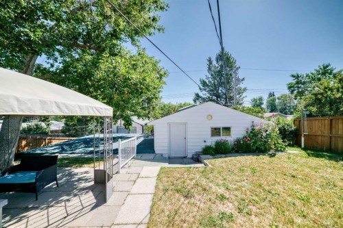 7828 10 Street Nw, Calgary, AB - Outdoor