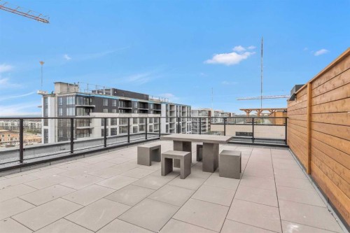516-8230 Broadcast Avenue Sw, Calgary, AB - Outdoor