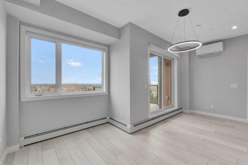 516-8230 Broadcast Avenue Sw, Calgary, AB - Indoor Photo Showing Other Room