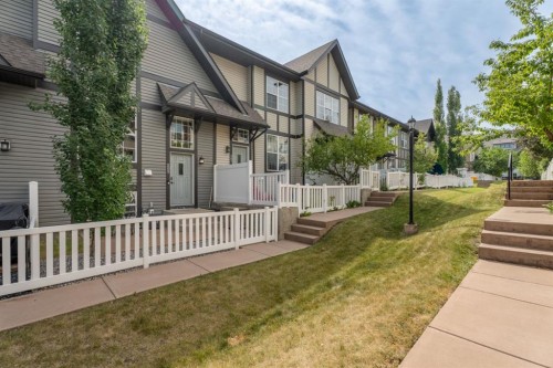 205 New Brighton Villas Se, Calgary, AB - Outdoor