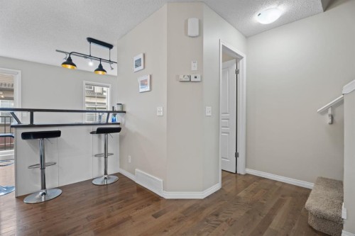 205 New Brighton Villas Se, Calgary, AB - Indoor Photo Showing Other Room