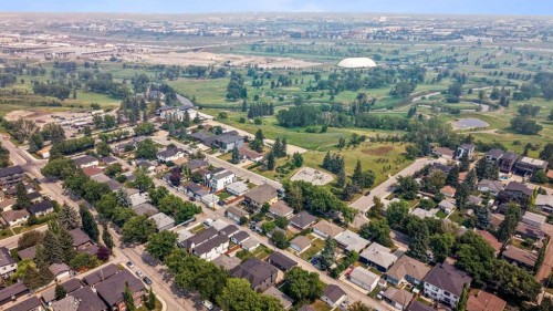 2307 7 Street Ne, Calgary, AB - Outdoor With View