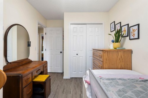 7865 24 Street Se, Calgary, AB - Indoor Photo Showing Bedroom