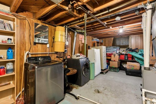 440 36 Avenue Nw, Calgary, AB - Indoor