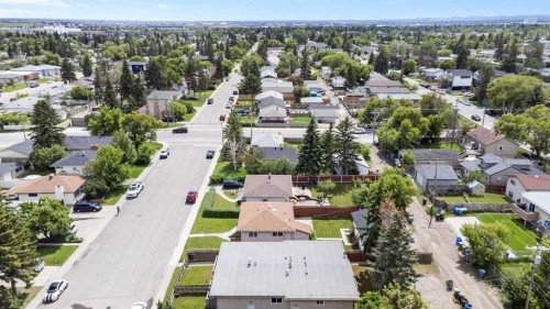 1831 43 Street Se, Calgary, AB - Outdoor With View