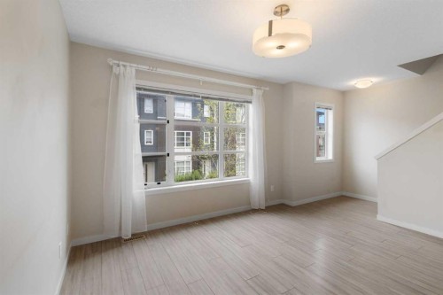 506 Evansridge Park Nw, Calgary, AB - Indoor Photo Showing Other Room