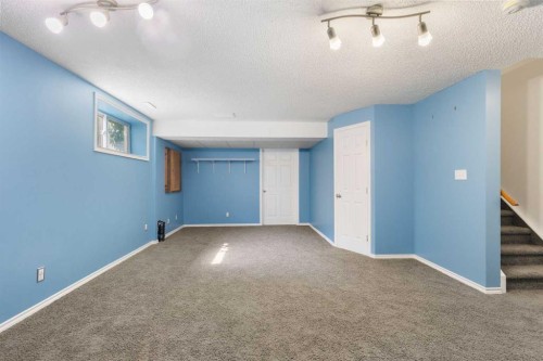 49 Evermeadow Manor Sw, Calgary, AB 