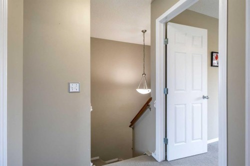 49 Evermeadow Manor Sw, Calgary, AB 