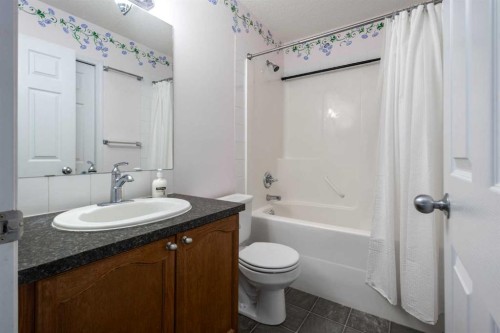 49 Evermeadow Manor Sw, Calgary, AB 