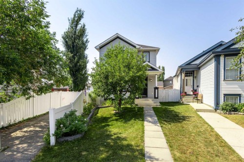 49 Evermeadow Manor Sw, Calgary, AB 