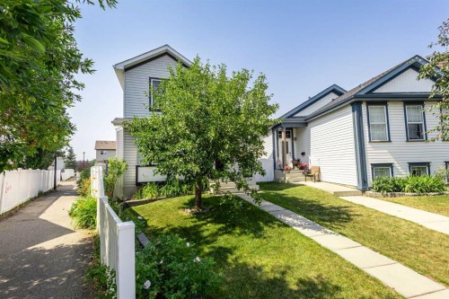 49 Evermeadow Manor Sw, Calgary, AB 