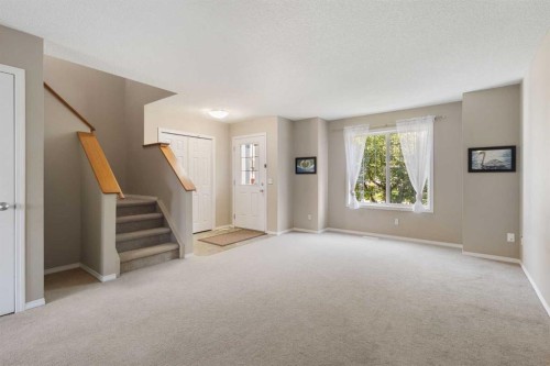 49 Evermeadow Manor Sw, Calgary, AB 