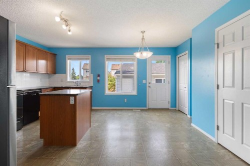 49 Evermeadow Manor Sw, Calgary, AB 