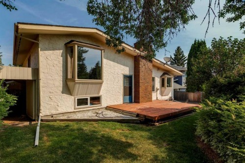 567 Parkridge Drive Se, Calgary, AB - Outdoor